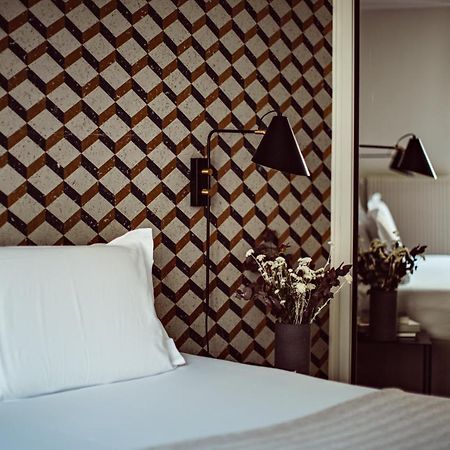 Hotel Monsieur Helder Paris Exterior photo