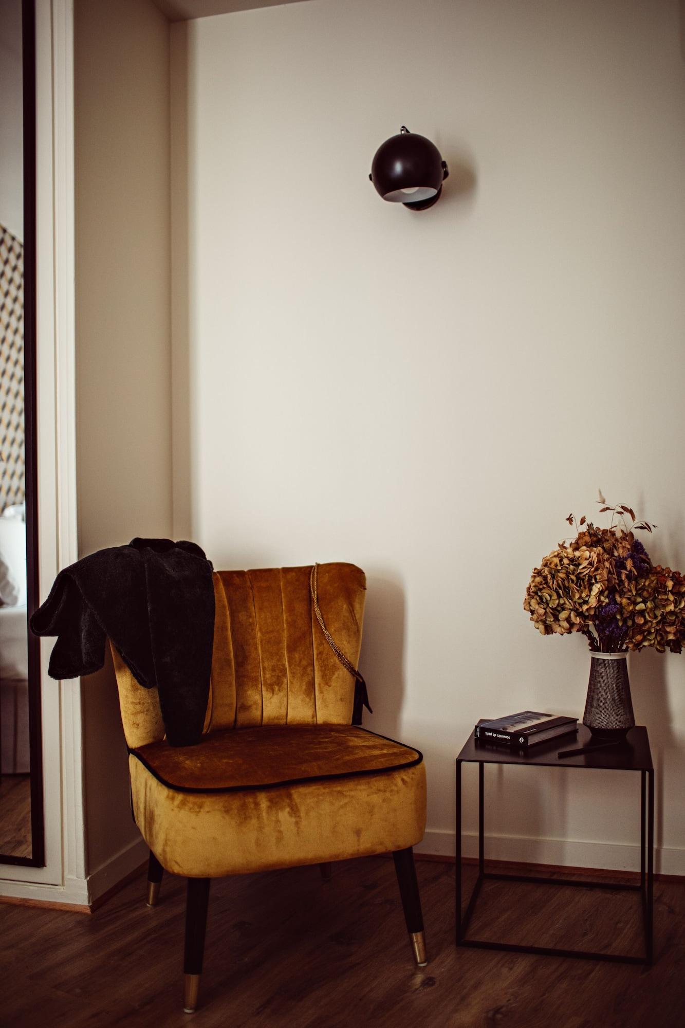 Hotel Monsieur Helder Paris Exterior photo